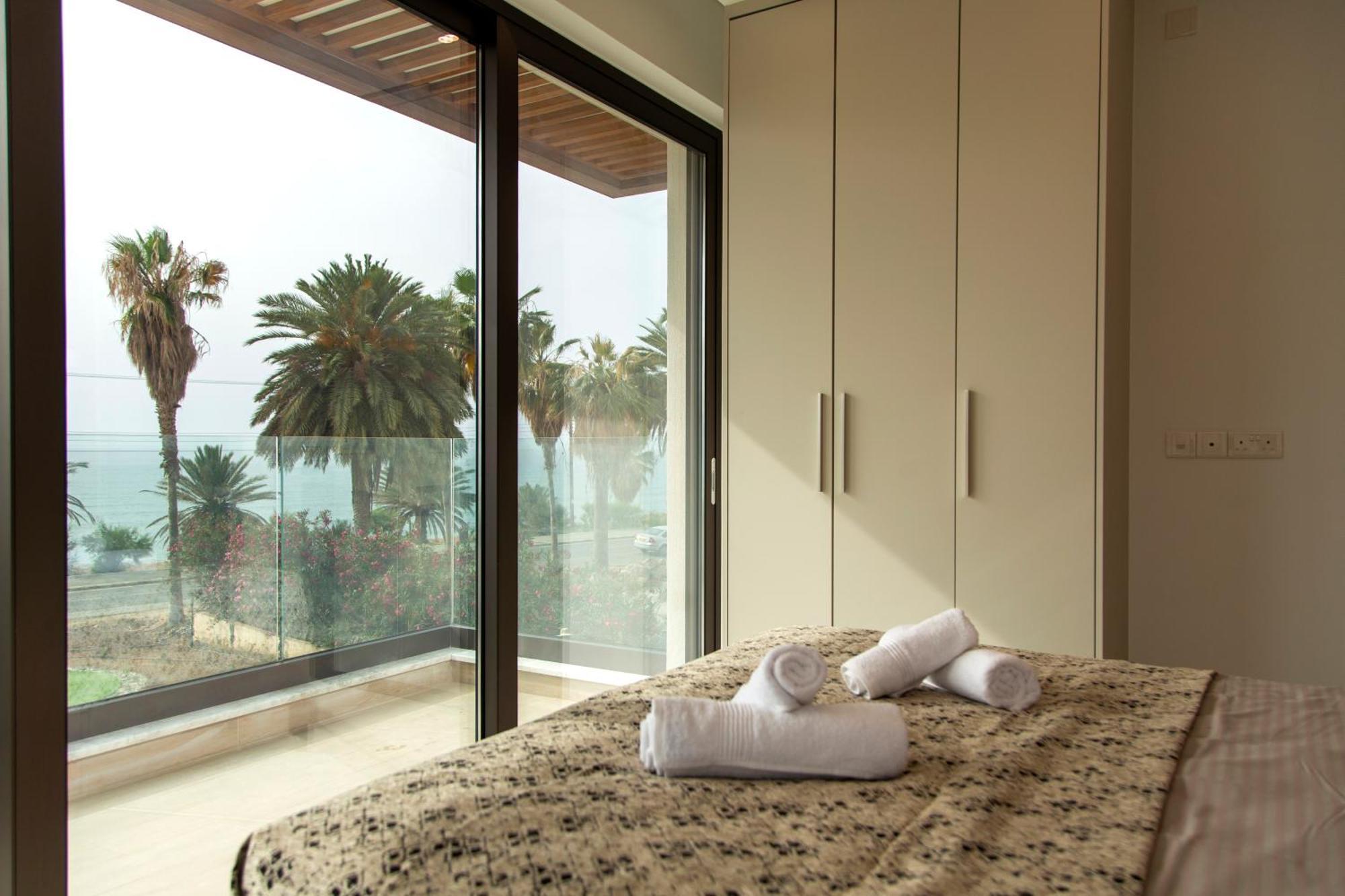 Santa Barbara Seafront Villas W Jacuzzi Pool Paphos Buitenkant foto