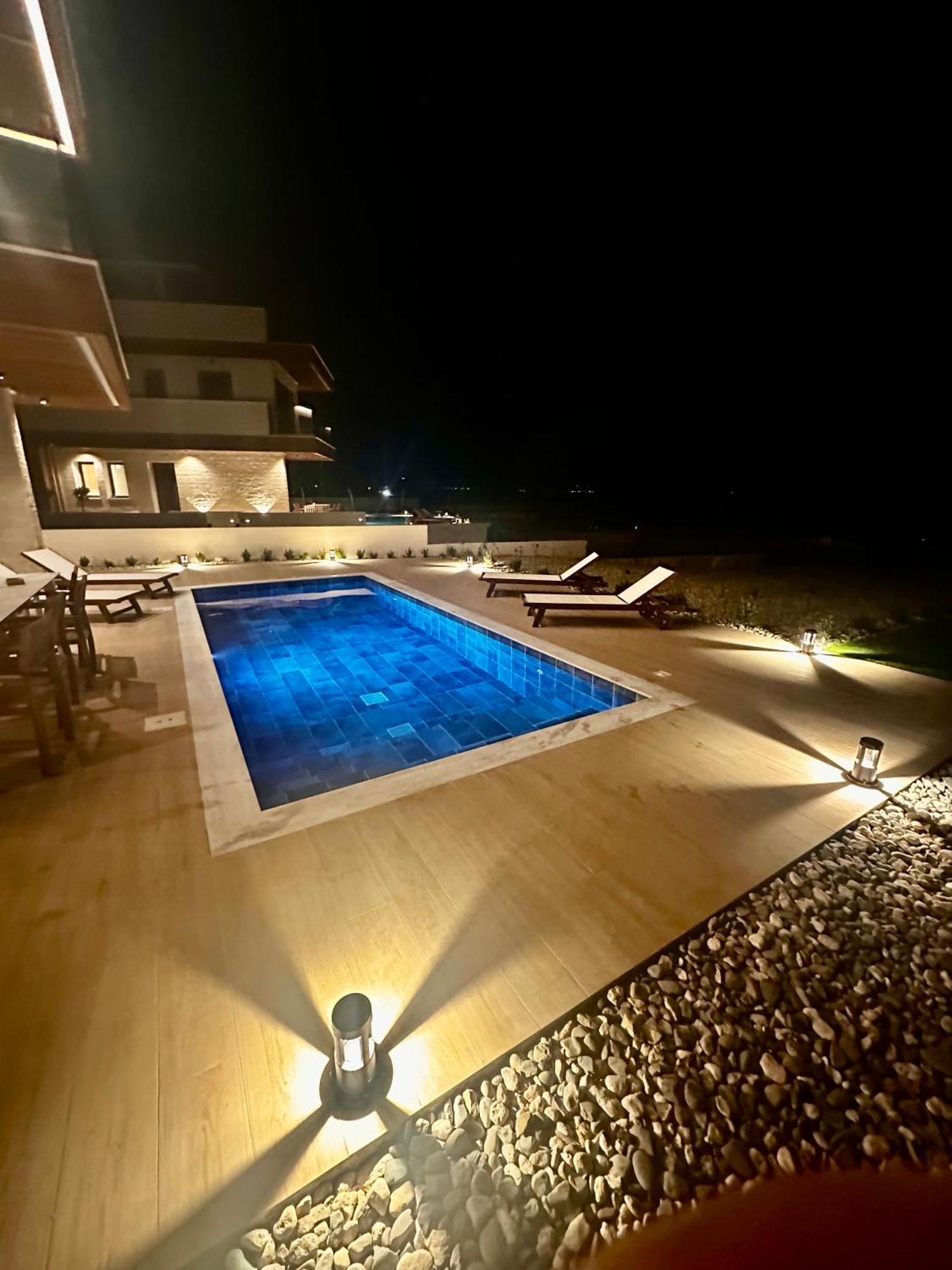 Santa Barbara Seafront Villas W Jacuzzi Pool Paphos Buitenkant foto