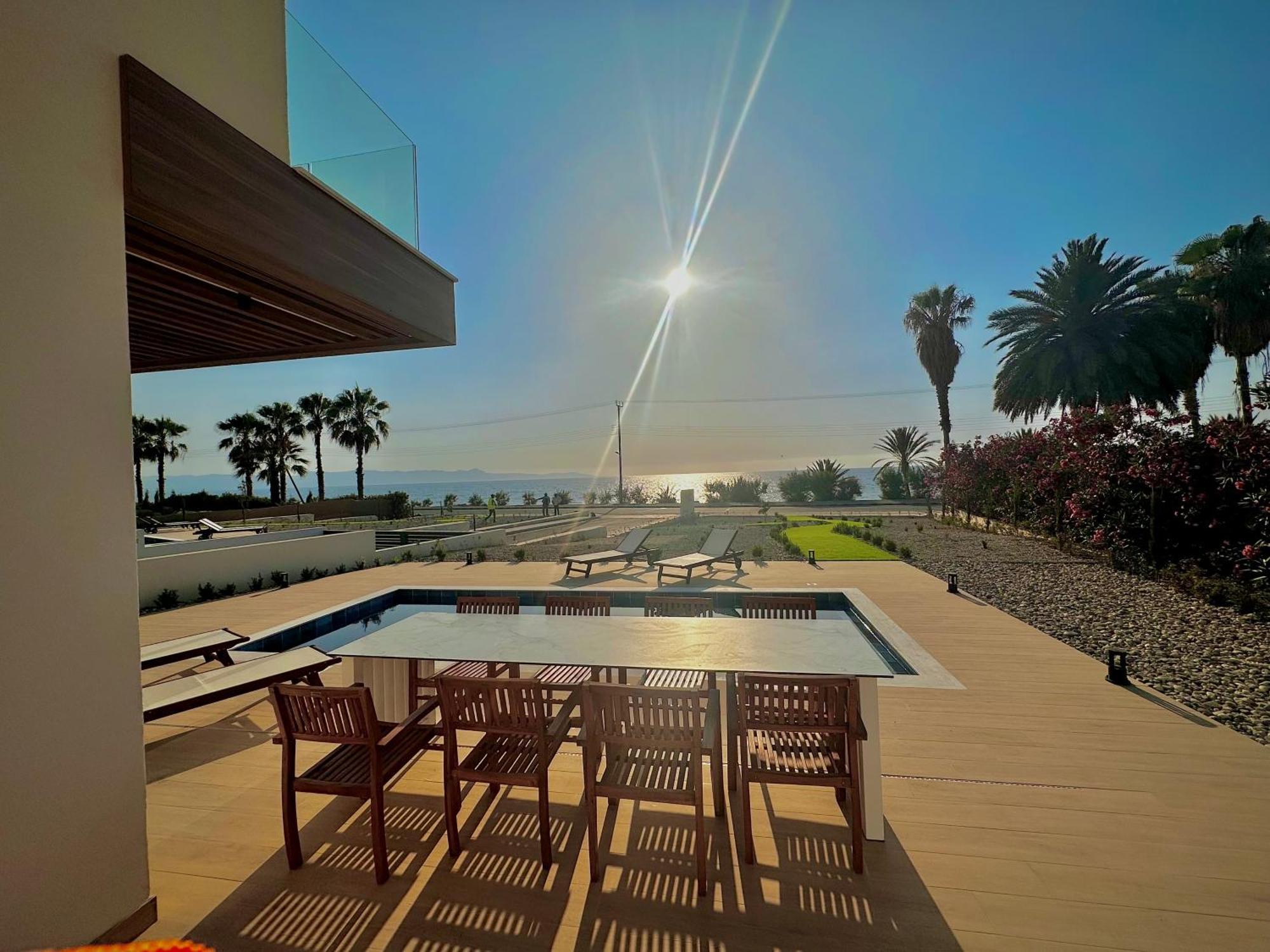 Santa Barbara Seafront Villas W Jacuzzi Pool Paphos Buitenkant foto