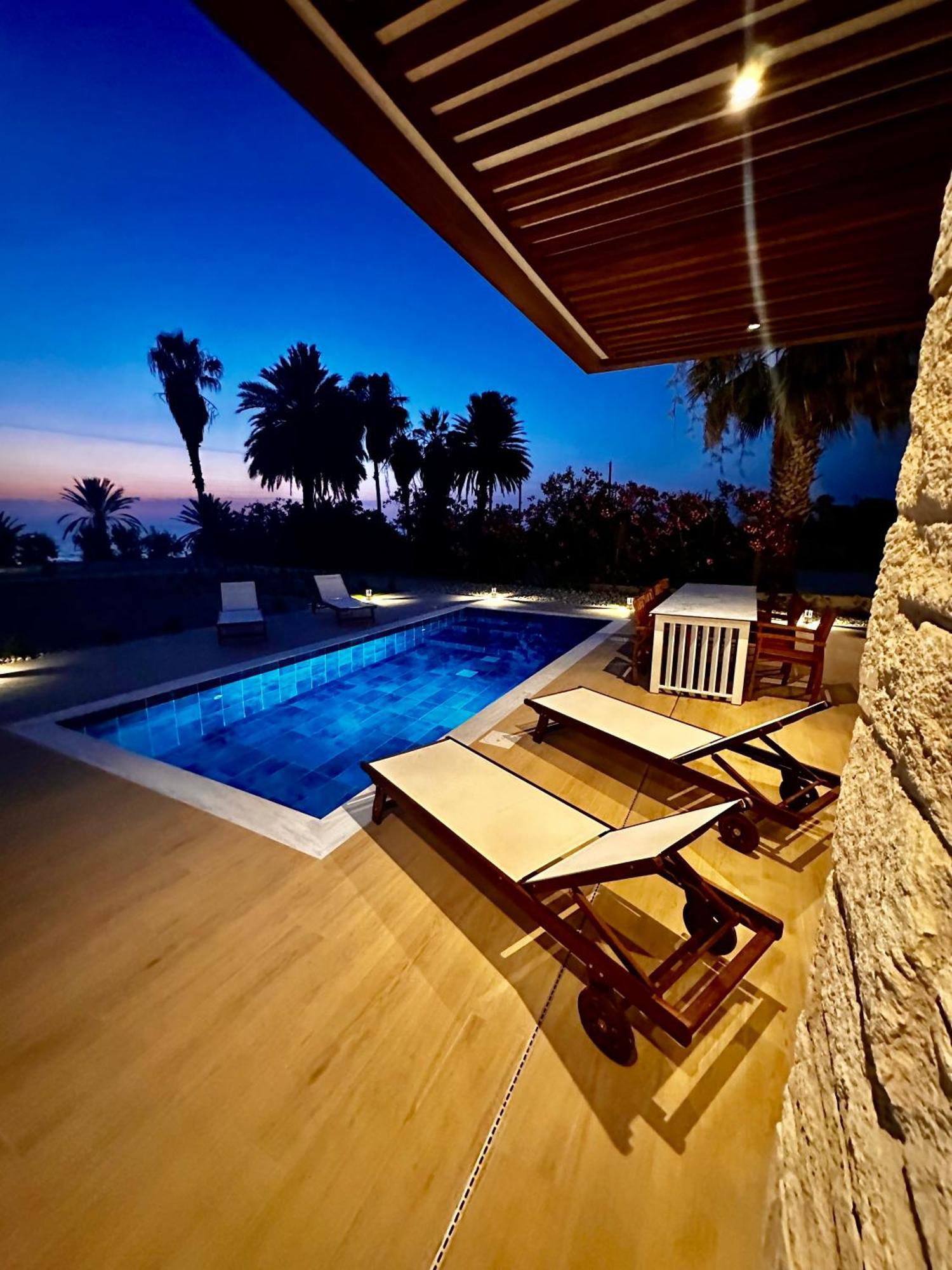 Santa Barbara Seafront Villas W Jacuzzi Pool Paphos Buitenkant foto
