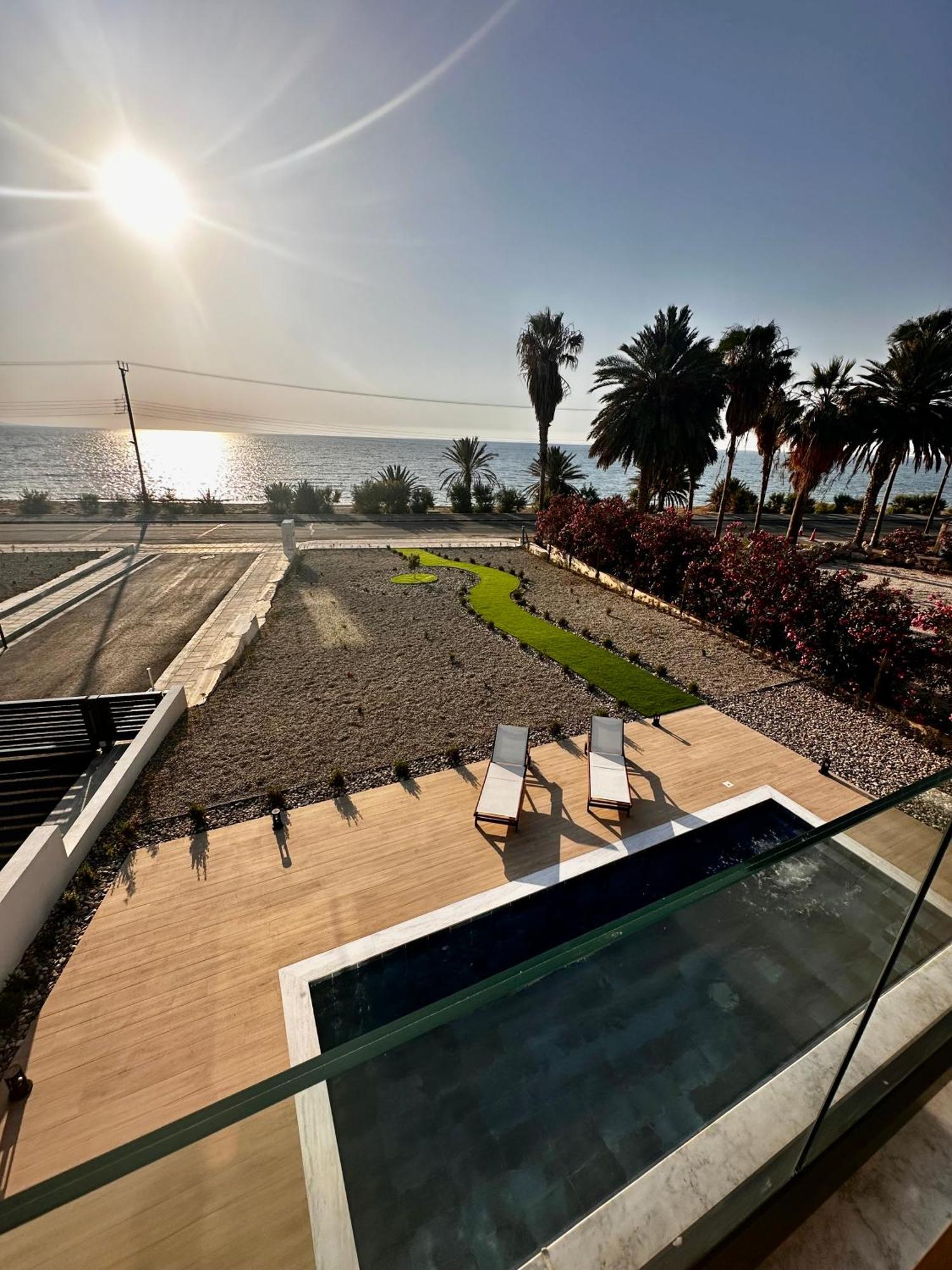 Santa Barbara Seafront Villas W Jacuzzi Pool Paphos Buitenkant foto