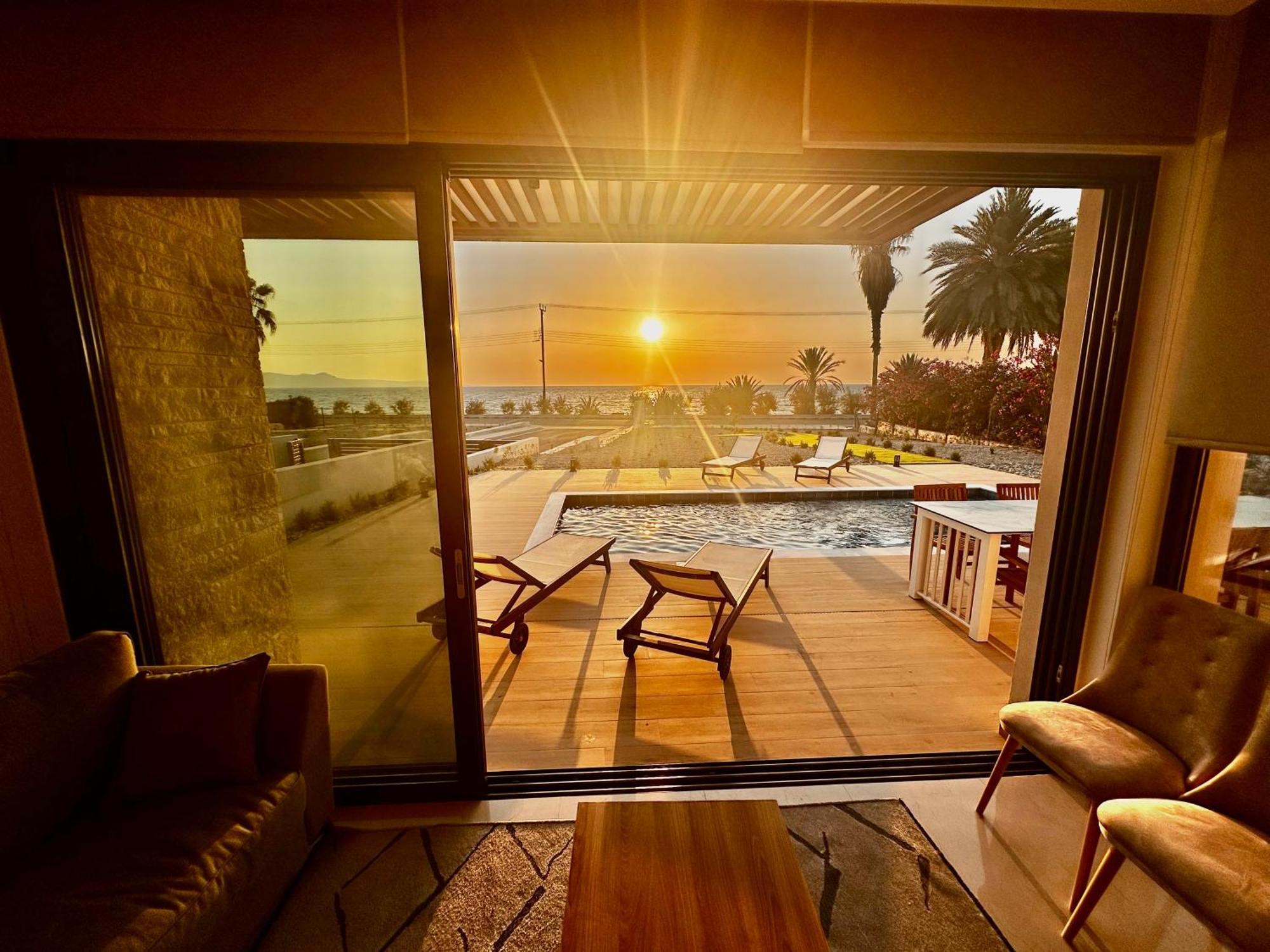 Santa Barbara Seafront Villas W Jacuzzi Pool Paphos Buitenkant foto